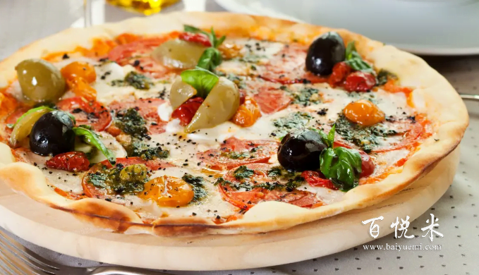 制作披薩一般用什么芝士,披薩都有些什么口味？